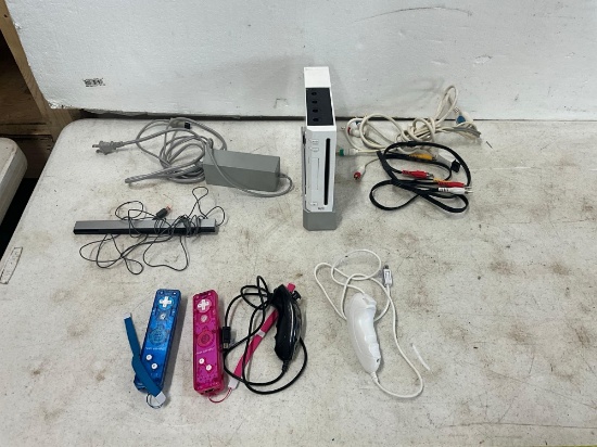 Nintendo Wii With Cords, Controllers