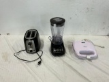 Blender , Waffle Maker, Toaster