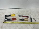 Pop Riveters, Tin Snips