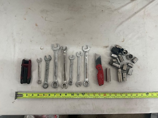 Wrenches, Sockets