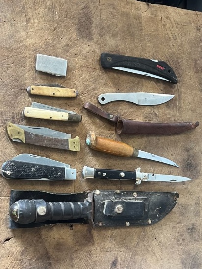 Grouping of knives