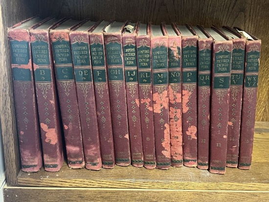 Compton's Pictured Encylopedia set