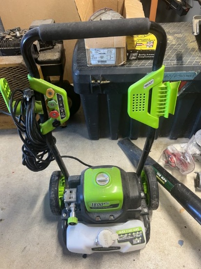 Greenworks 1800 PSI Pressure washer