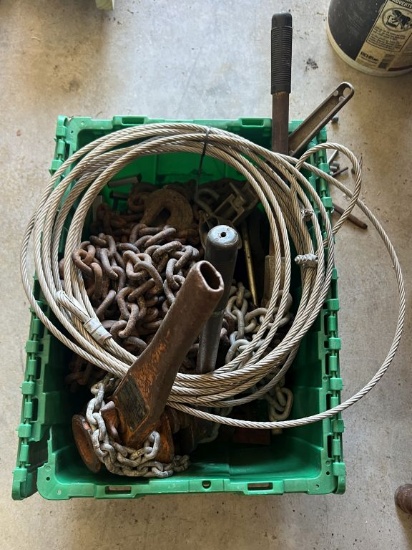 Large grouping of chain hoists