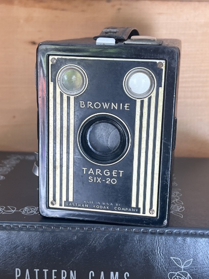 Kodak Eastman Brownie Target Six-20