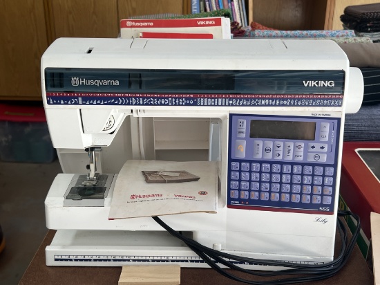 Husqvarna Viking Lily Sewing Machine
