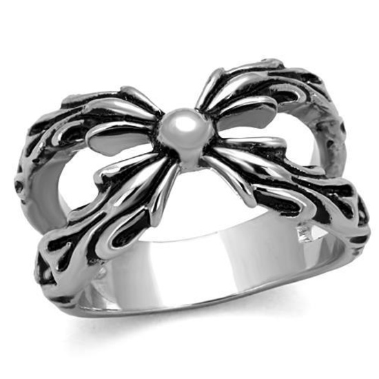 Stunning Criss-cross Floral Cocktail Ring