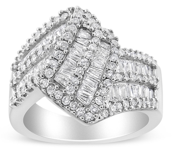 14k W. Gold Round & Baguette 1.50ct Diamond Ring