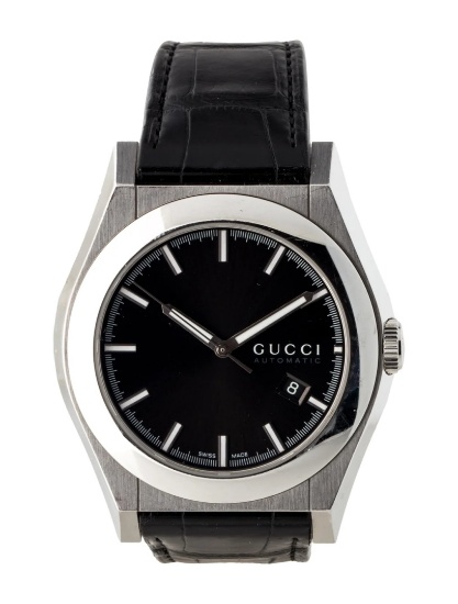 Gucci Pantheon Black Dial Quartz Men's 44mm