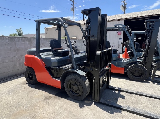 2018 Toyota 8FD35U, 8000lb Diesel Forklift
