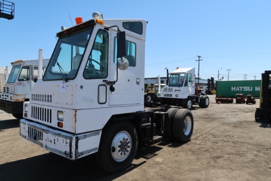 2001 Ottawa Yard Spotter, 12-valve 5.9L Engine, Auto Transmision