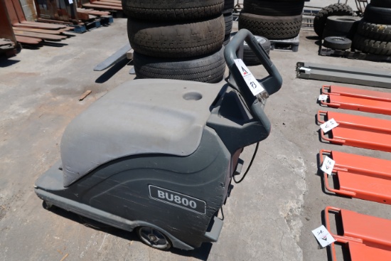 Nilfisk Advance BU8000 Floor Scrabber