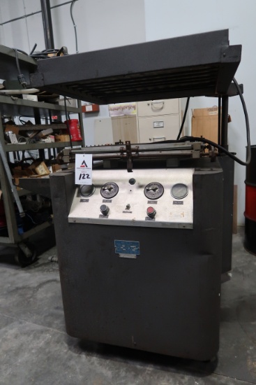 PAK-O-VAC Vacuum Model 24 Plastic Forming Machine, s/n 92559 (SOLD AS-IS -