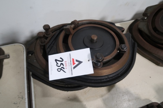 Machine Vise Swivel Bases, 3 (SOLD AS-IS - NO WARRANTY)