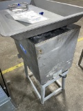 Meat grinder