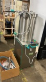 Hydraulic stuffer