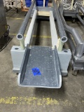 Beef skinning cradle