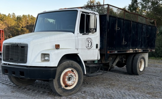 1995 Frieghtliner with Dump Bed