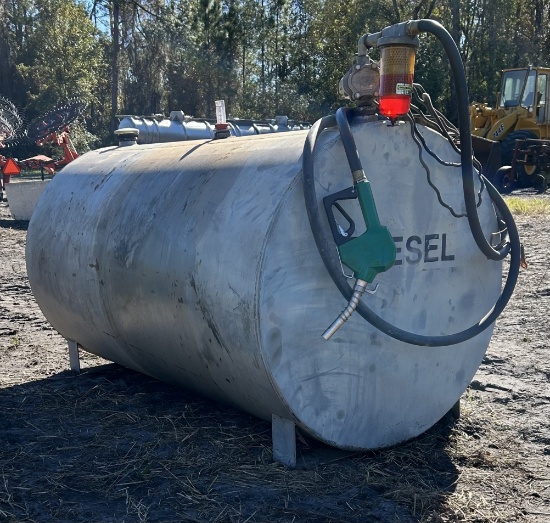 Approx. 400 Gallon Fuel Tank with Pump and Gage