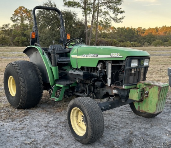 John Deere 5220 Tractor