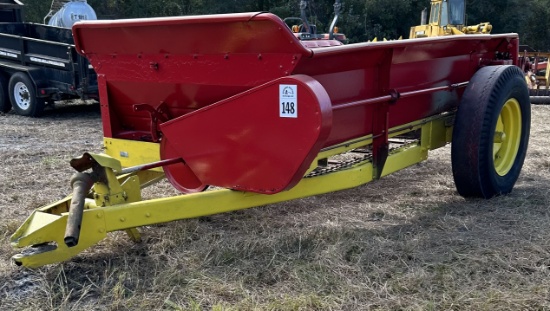 New Holland Manure Spreader