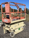 JLG 19' Platform Lift