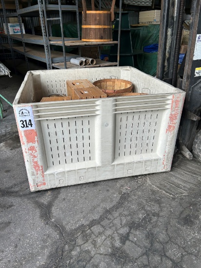 Miscellaneous Fruit Baskets with Produce Bin