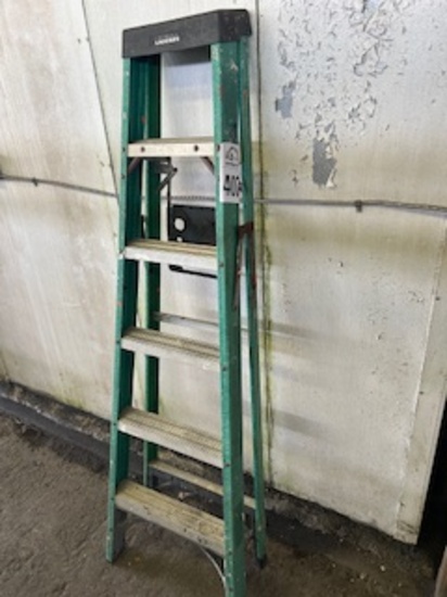 Step Ladder