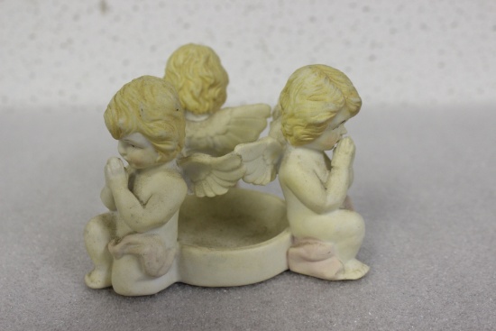 A Ceramic of 3 Articles