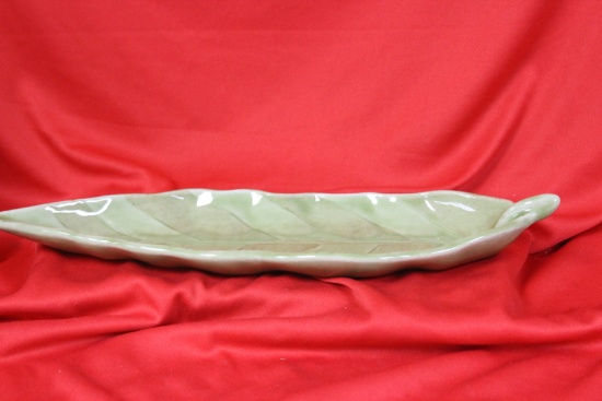 A Pottery Leaf Dish