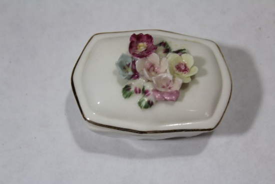 A Ceramic Floral Box