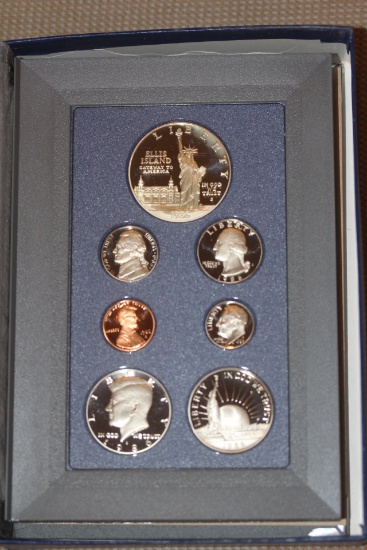 1986 Prestige US Coin Set