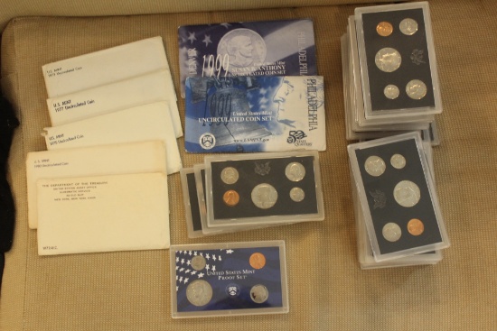 Lot of 30 US Coin Set