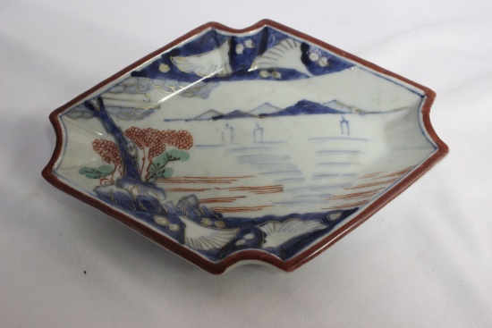 A Japanese Kutani Porcelain Dish