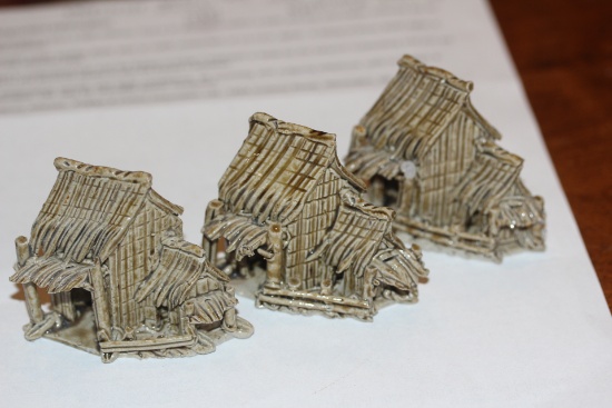 Set of 3 Chinese Mud House