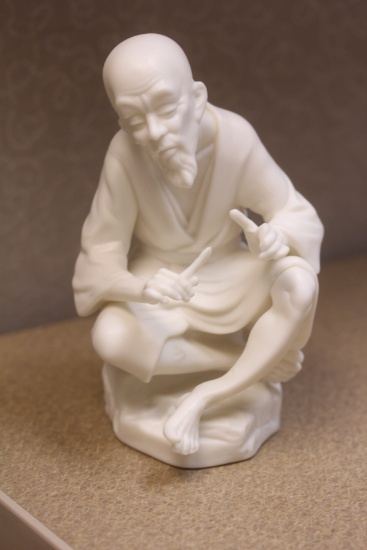 Chinese Blanc de Chine Figurine