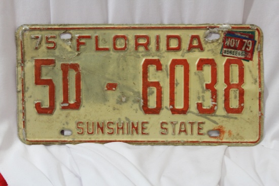 A 1975 Florida License Plate