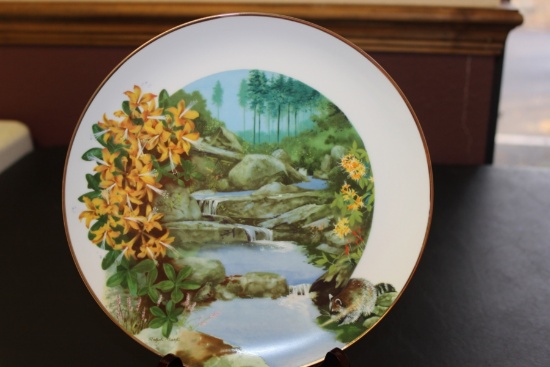 Collectors Plate By Ralph Mark - Boxed with COA