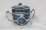 Chinese Blue and White Export Container