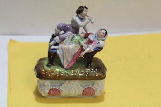 An Antique Victorian Ceramic Trinket Box
