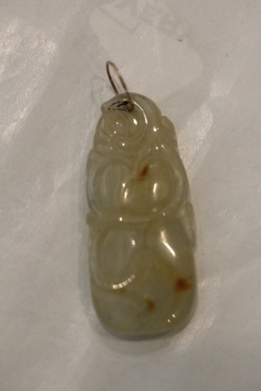 Jadeite or Agate Pendant
