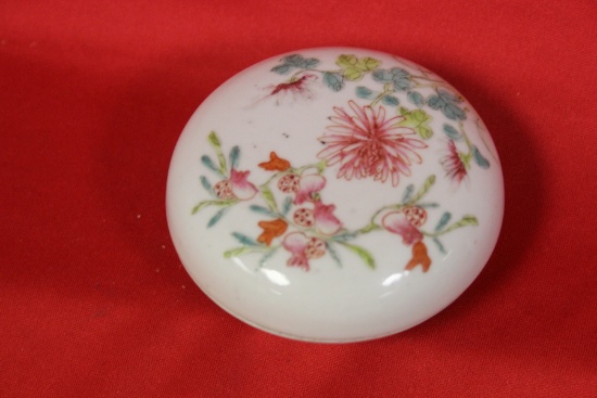 A Rare Chinese Signed Paste Box