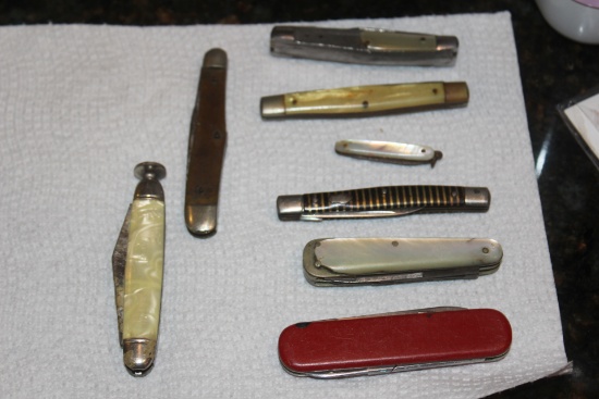 Lot of 8 Pocket Knives