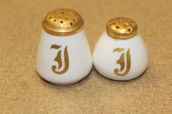 Salt and Pepper Shaker