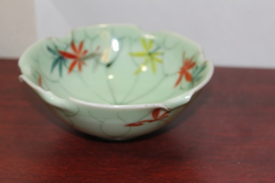 Antique/Vintage Chinese/Asian Celadon Lotus Bowl