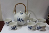 Set of 7 Japanese Blue and White Cup and Teapot