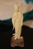 Chinese B o n e Figure of a Beauty