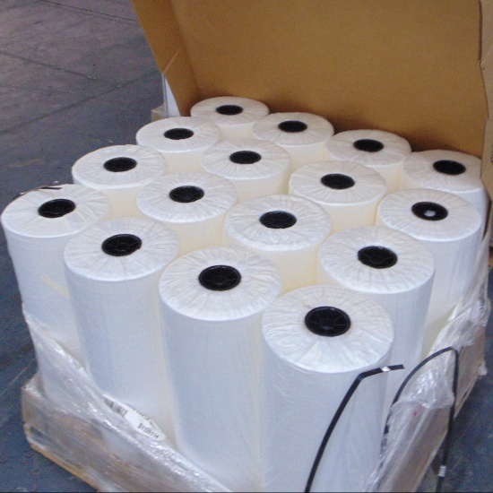 Rolled Plastic Sheets | Vented | 18  inch x 28  inch | Thickness: 0.9 Mil | 4,500 sheets per roll |