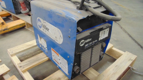 Miller XMT 304 CC/DC Arc Welder