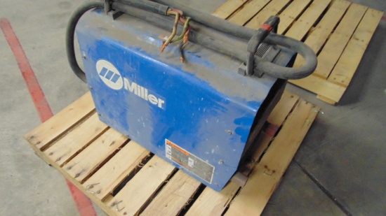 Miller XMT 304 CC/CV DC Inverter Arc Welder